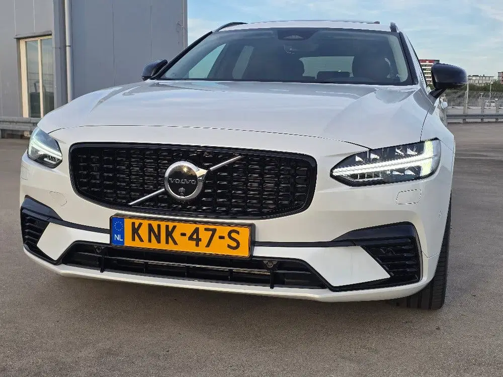 Volvo V90 T6 350pk Plug-in Hybrid Aut AWD Ultra Plus uit 2025