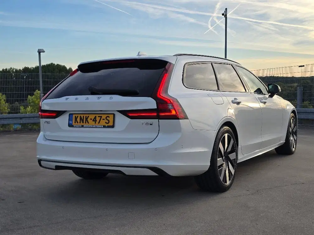 Volvo V90 T6 350pk Plug-in Hybrid Aut AWD Ultra Plus uit 2025, foto 10