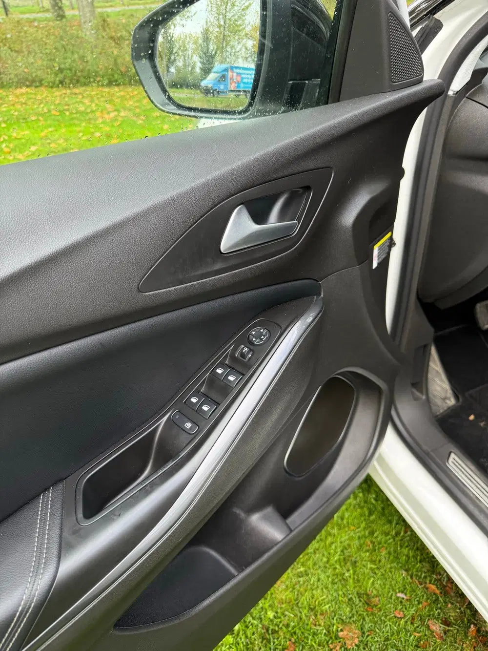 Opel Grandland X 1.6 Turbo Hybrid4 300pk 4x4 Aut 2020 Wit uit 2020, foto 10