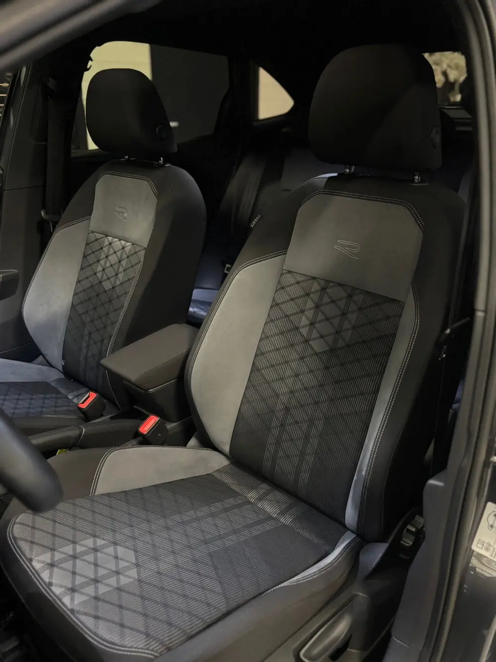 Volkswagen Taigo 1.5 TSI R-Line Cam|Pano|Beats|IQ-light|Ledb uit 2022, foto 16