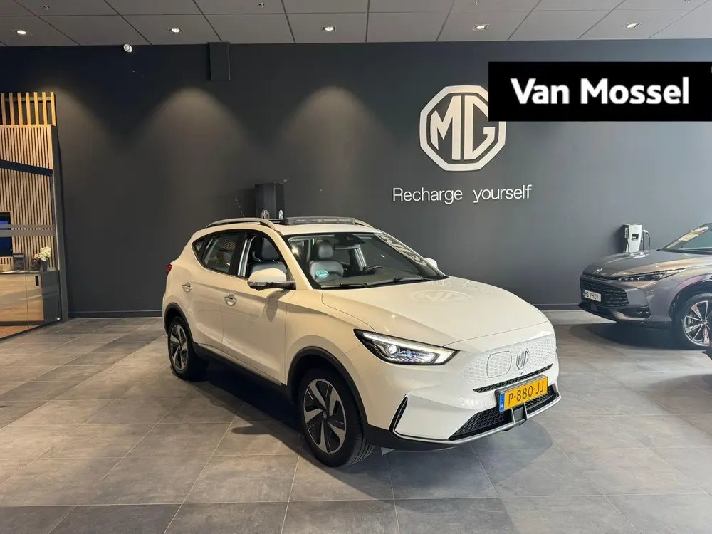 MG ZS EV Standard Range Luxury 50 kWh | Leder | Led Koplampe uit 2022
