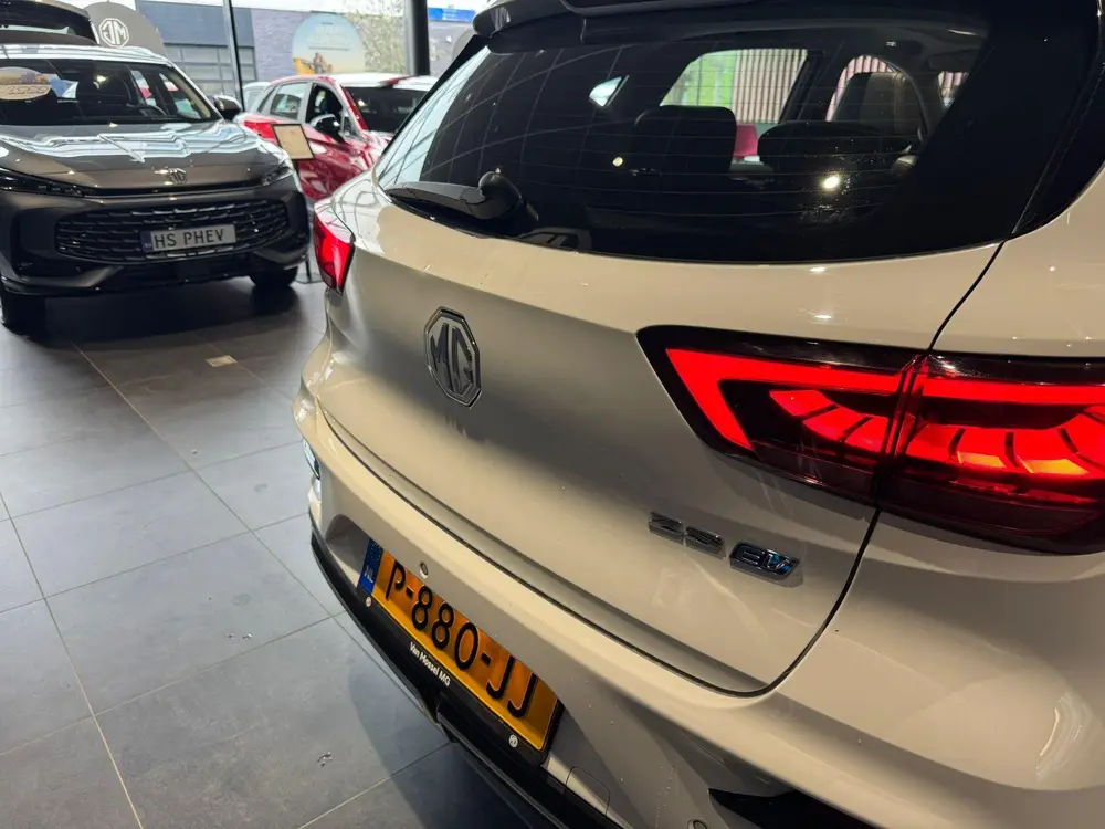 MG ZS EV Standard Range Luxury 50 kWh | Leder | Led Koplampe uit 2022, foto 12