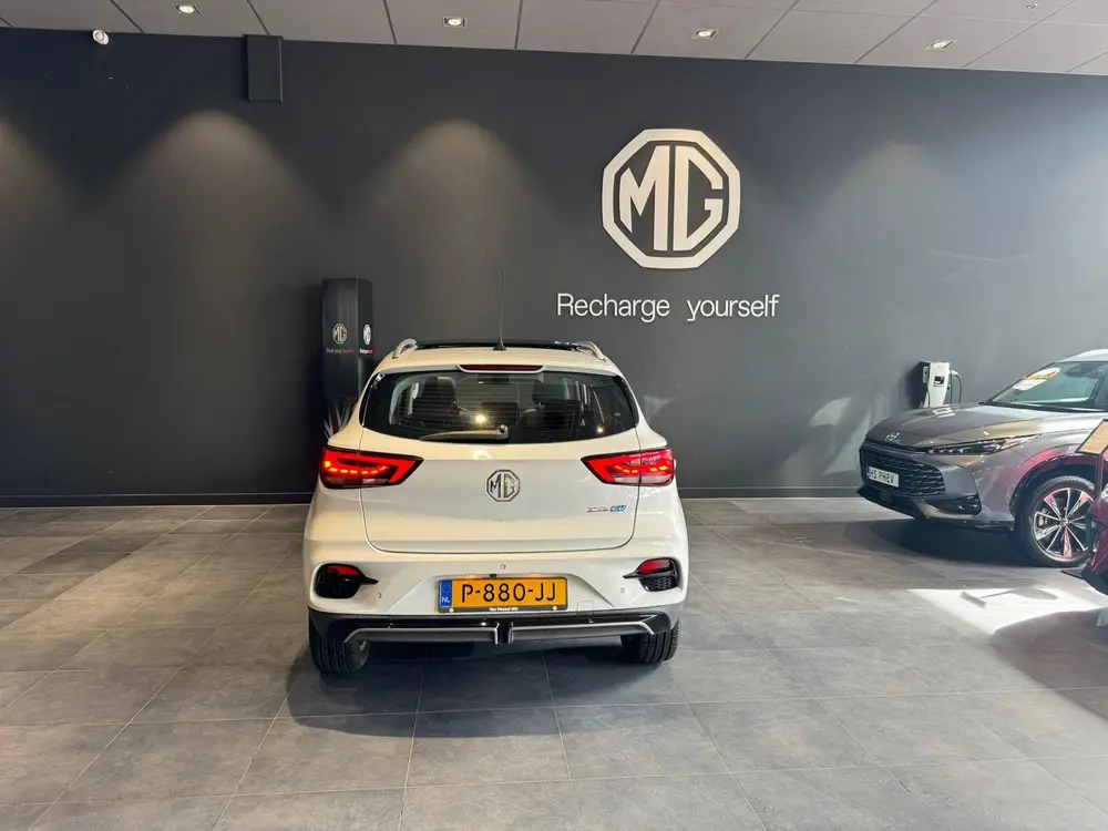 MG ZS EV Standard Range Luxury 50 kWh | Leder | Led Koplampe uit 2022, foto 15