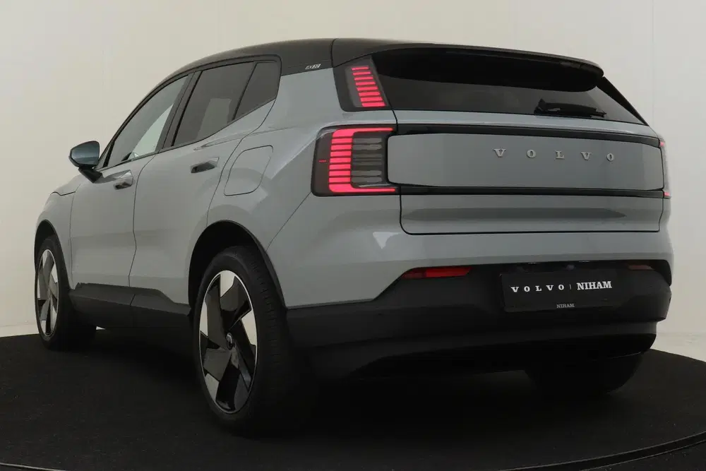 Volvo EX30 SINGLE MOTOR EXTENDED RANGE PLUS 69 kWh -H uit 2024, foto 5