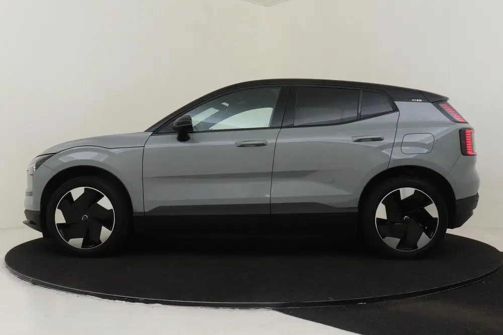 Volvo EX30 SINGLE MOTOR EXTENDED RANGE PLUS 69 kWh -H uit 2024, foto 7