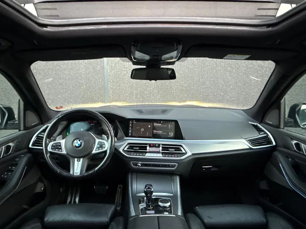 BMW X5 XDrive45e M-Pakket PANO uit 2021, foto 19