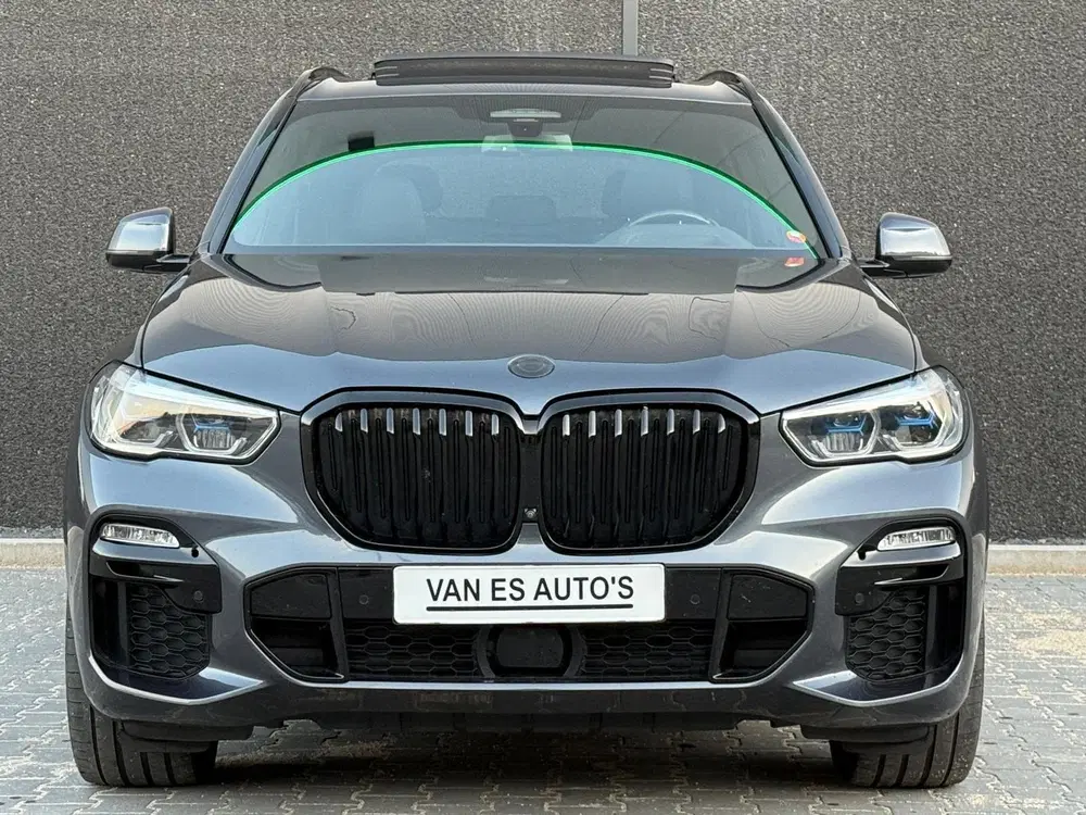 BMW X5 XDrive45e M-Pakket PANO uit 2021, foto 2