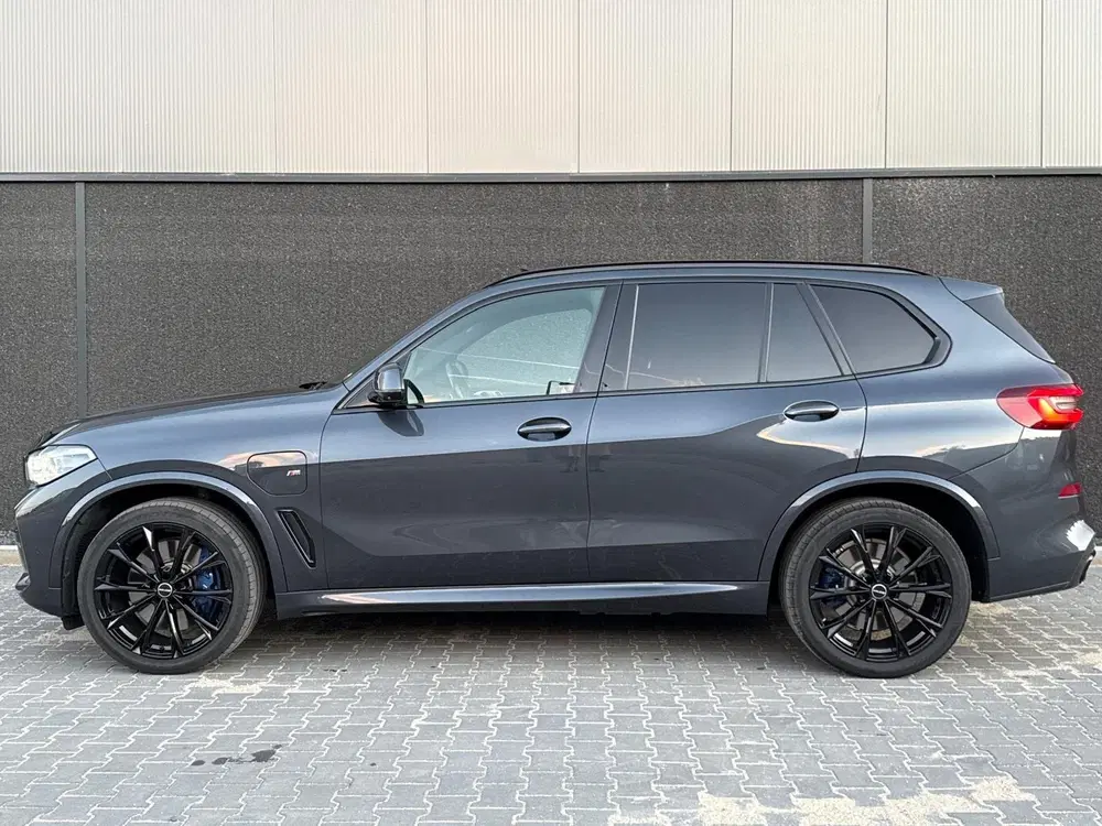 BMW X5 XDrive45e M-Pakket PANO uit 2021, foto 9