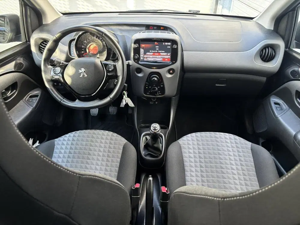 Peugeot 108 5-deurs Active 1.0 e-VTi 72pk uit 2021, foto 13