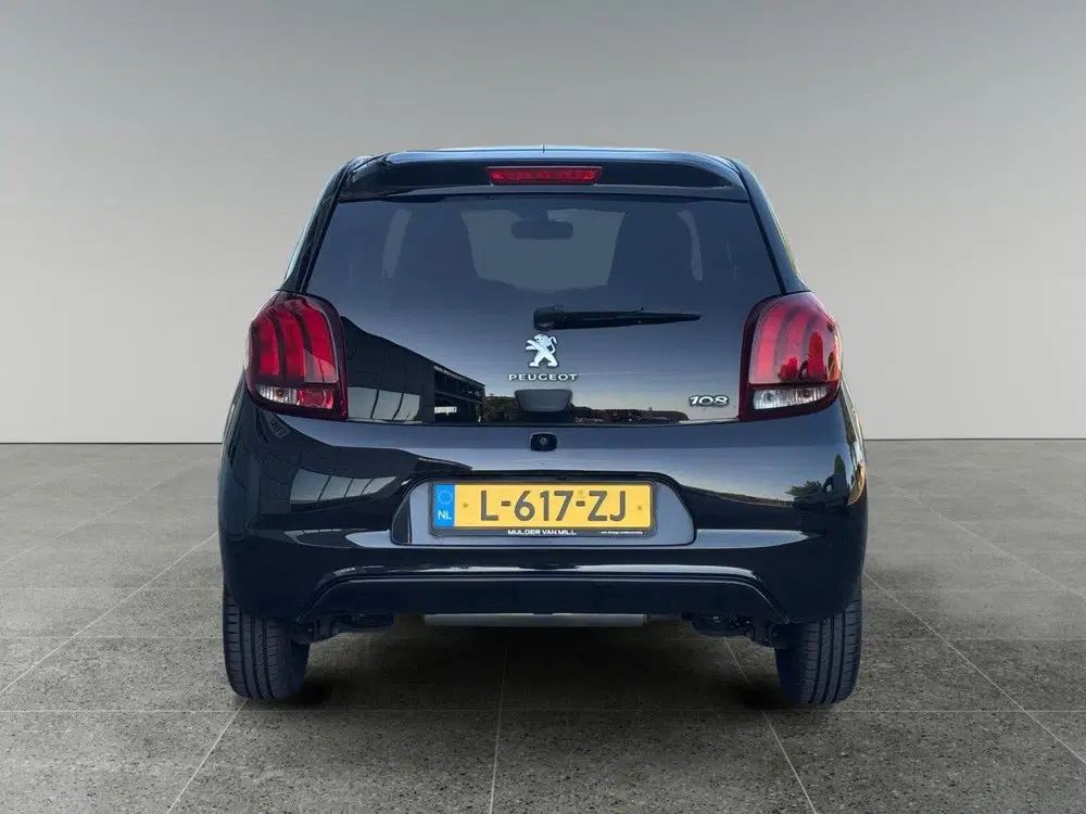 Peugeot 108 5-deurs Active 1.0 e-VTi 72pk uit 2021, foto 4