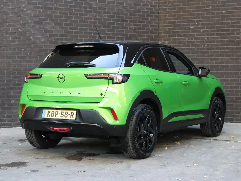 Opel Mokka GS-Line 50kWh 136pk uit 2023, foto 3