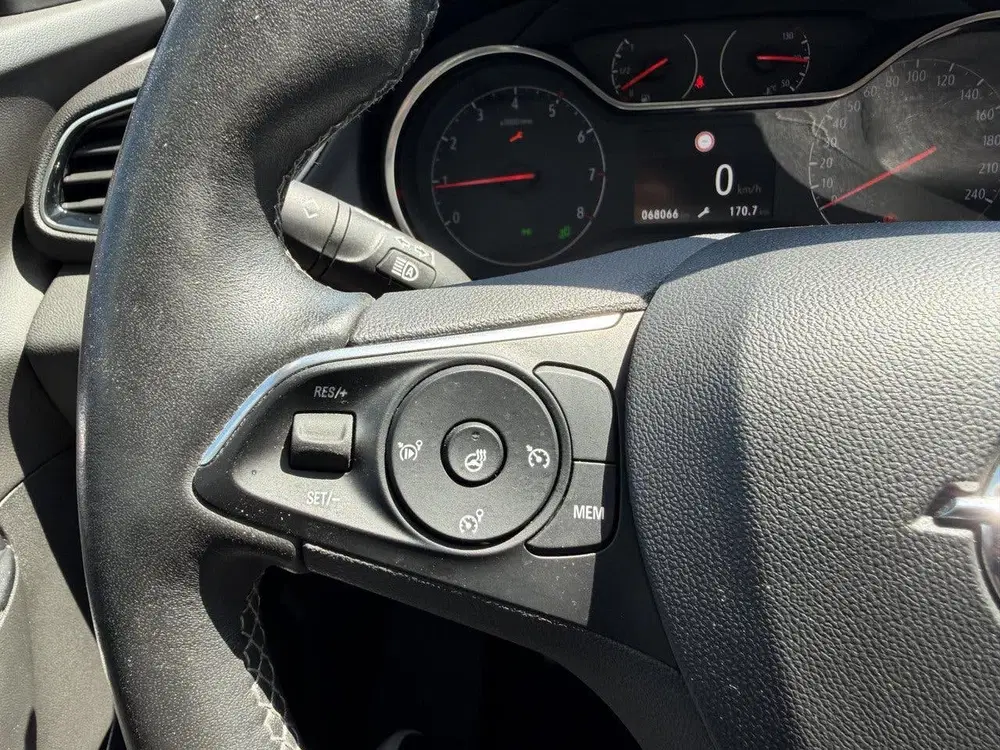 Opel Grandland X 1.2 Turbo Ultimate uit 2020, foto 12