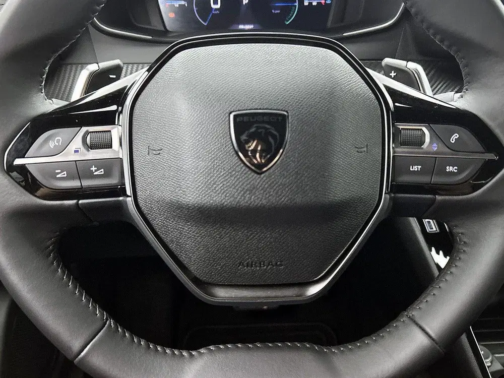 Peugeot 2008 1.2 Hybrid 145 Allure Navigatie uit 2025, foto 16