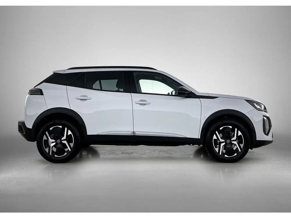 Peugeot 2008 1.2 Hybrid 145 Allure Navigatie uit 2025, foto 6