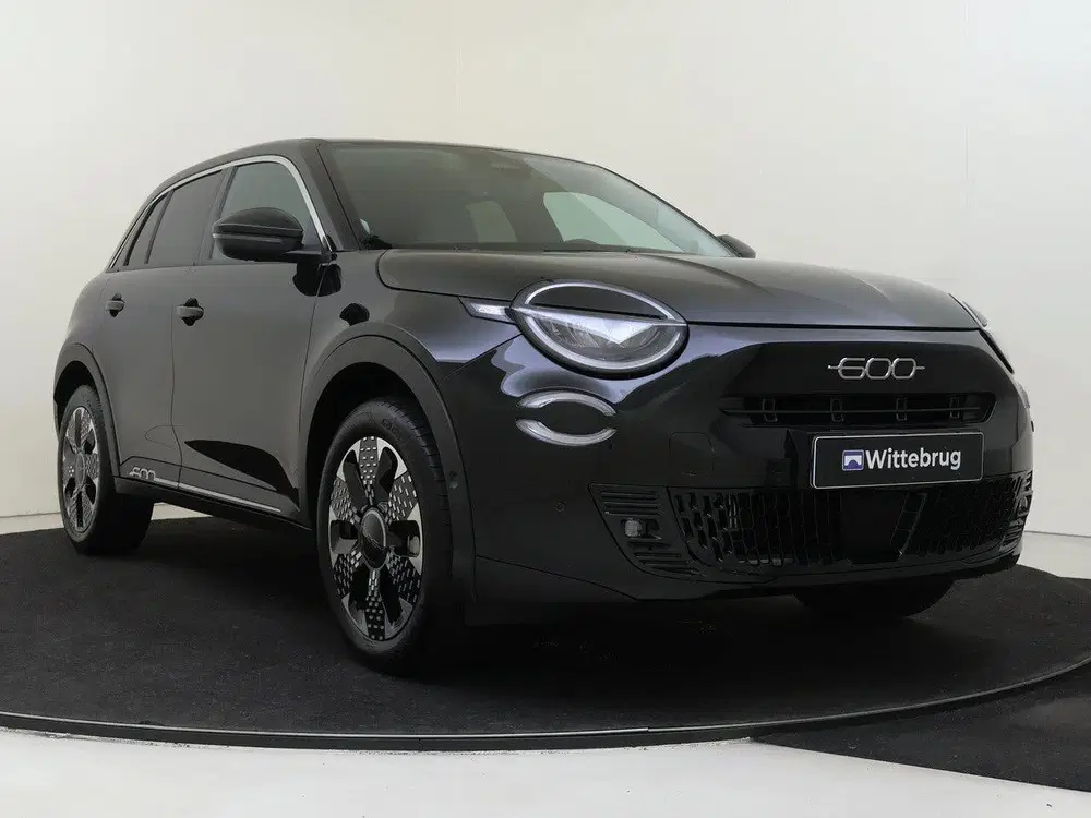 Fiat 600 1.2 Hybrid La Prima uit 2025, foto 3