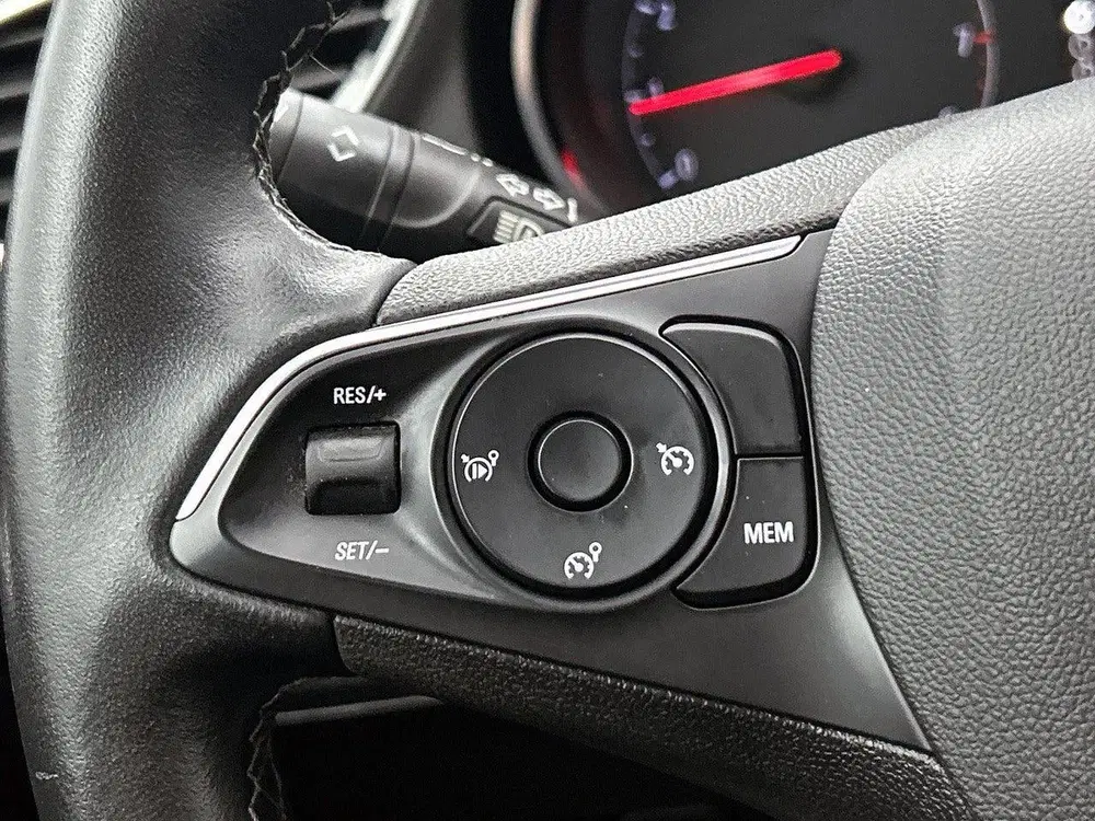 Opel Grandland X 130pk Turbo Innovation uit 2020, foto 14