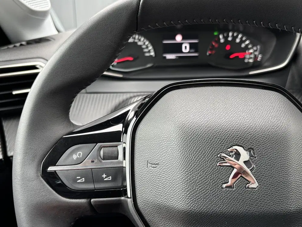 Peugeot 208 75pk Style uit 2023, foto 14