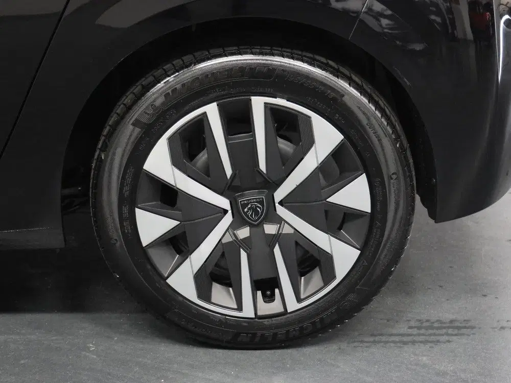 Peugeot 208 1.2 100PK Style uit 2025, foto 18