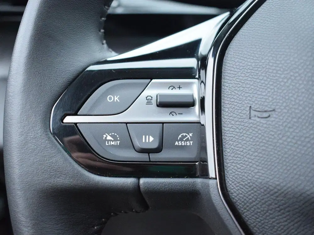 Peugeot 308 SW 1.5 BlueHDi Allure Pack Business uit 2022, foto 14