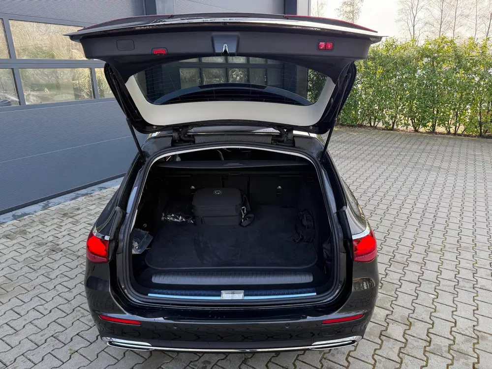 Mercedes-Benz E-Klasse 300 e Exclusive Line uit 2024, foto 7