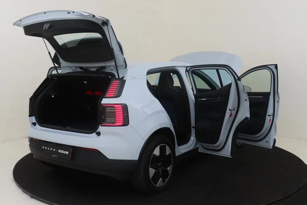 Volvo EX30 SINGLE MOTOR CORE 51 kWh -CLIMATE uit 2024, foto 19