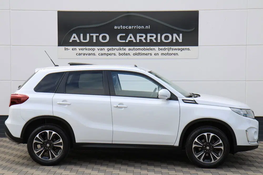 Suzuki Vitara 1.5 Hybrid Adventure Pano Carplay Camera A uit 2023, foto 2