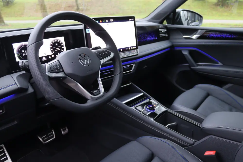 Volkswagen Tiguan 1.5 eHybrid 272pk R-Line Black Style Pano/ uit 2025, foto 10