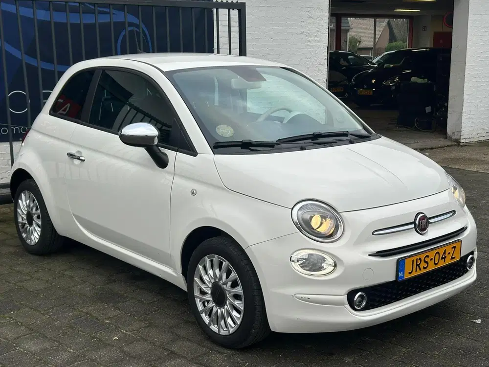 Fiat 500 1.0 Hybrid uit 2023, foto 3
