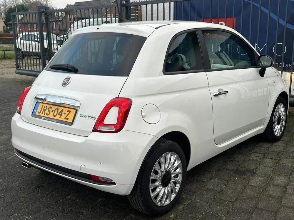 Fiat 500 1.0 Hybrid uit 2023, foto 7
