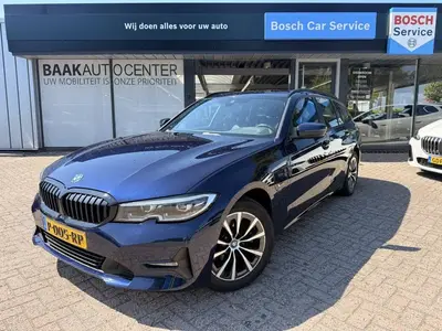 BMW 3-serie 3 Serie Touring 320e xDrive Business Editi uit 2022