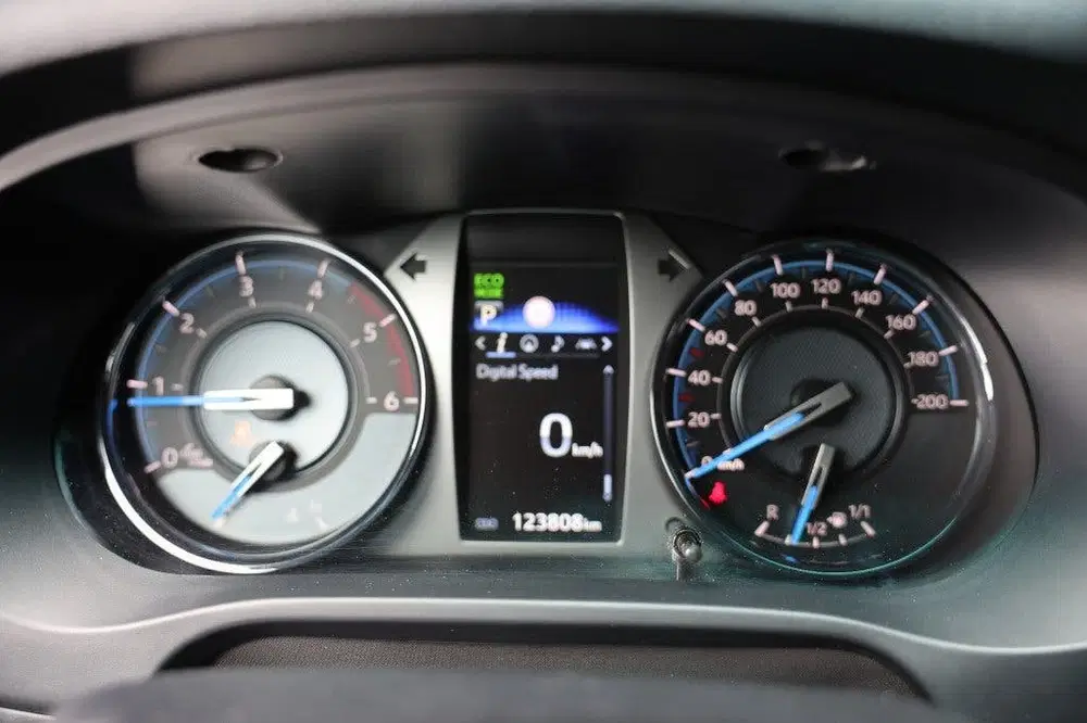 Toyota Hilux 2.8 D-4D X-TRA CAB INVINCIBLE A uit 2021, foto 11