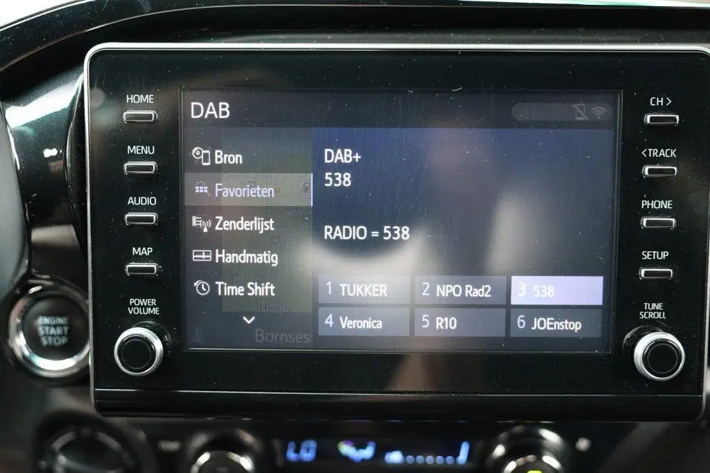 Toyota Hilux 2.8 D-4D X-TRA CAB INVINCIBLE A uit 2021, foto 16