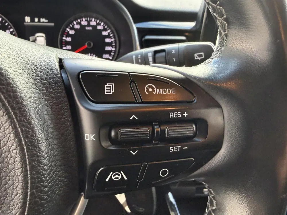 Kia Stonic 1.0 T-GDi MHEV DynamicLine CARPLAY uit 2021, foto 17