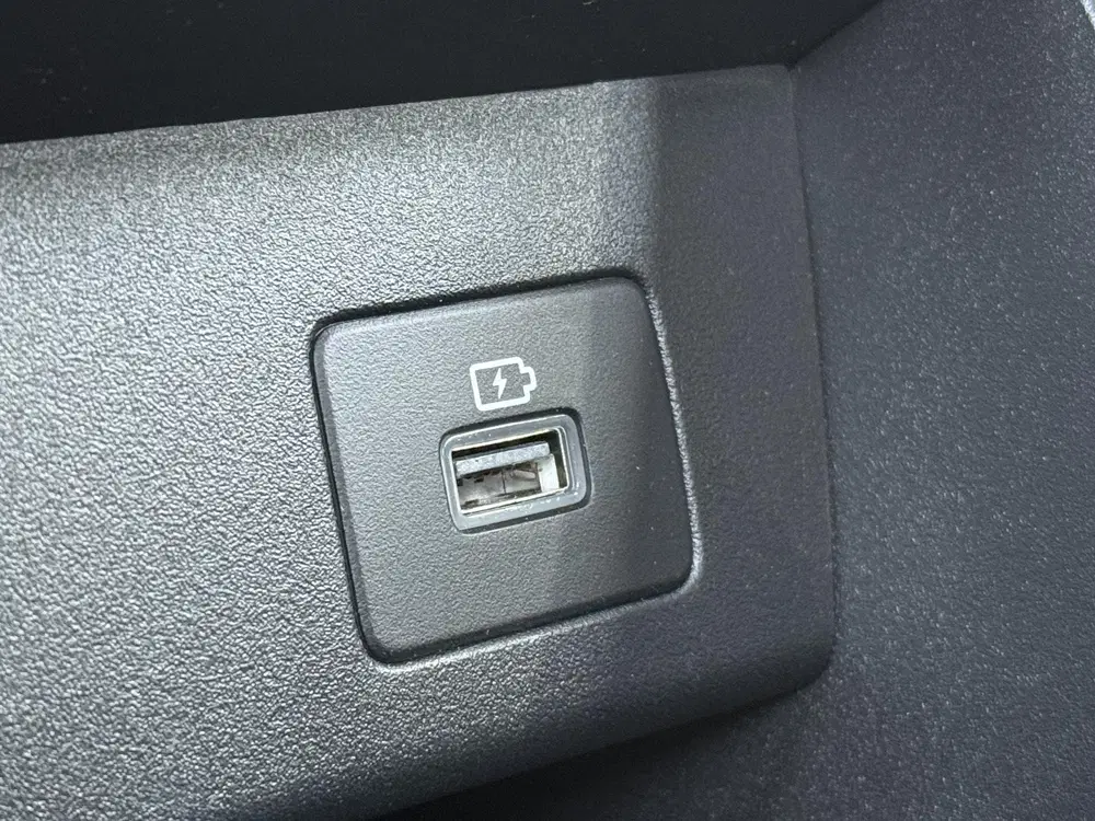 Dacia Sandero 1.0 TCe 90 Expression l Navigatie l Ca uit 2023, foto 17