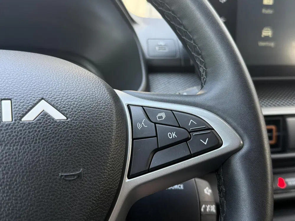 Dacia Sandero 1.0 TCe 90 Expression l Navigatie l Ca uit 2023, foto 9