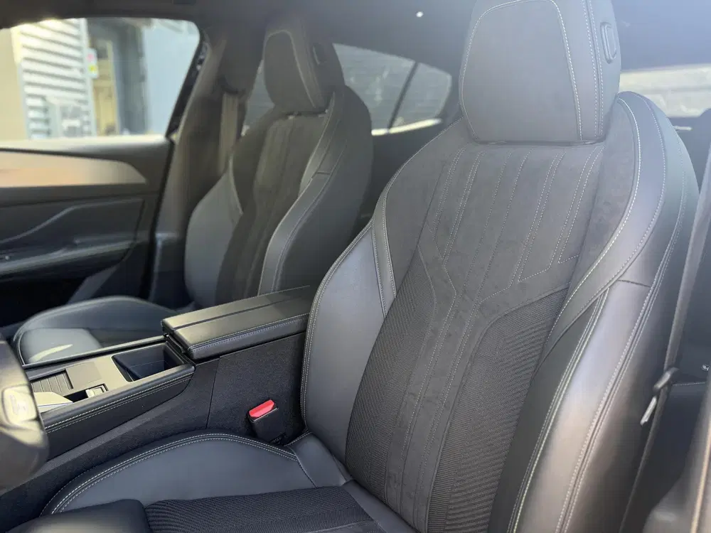 Peugeot 408 1.2 PureTech GT 130 EAT8 l Memory stoelen uit 2023, foto 7