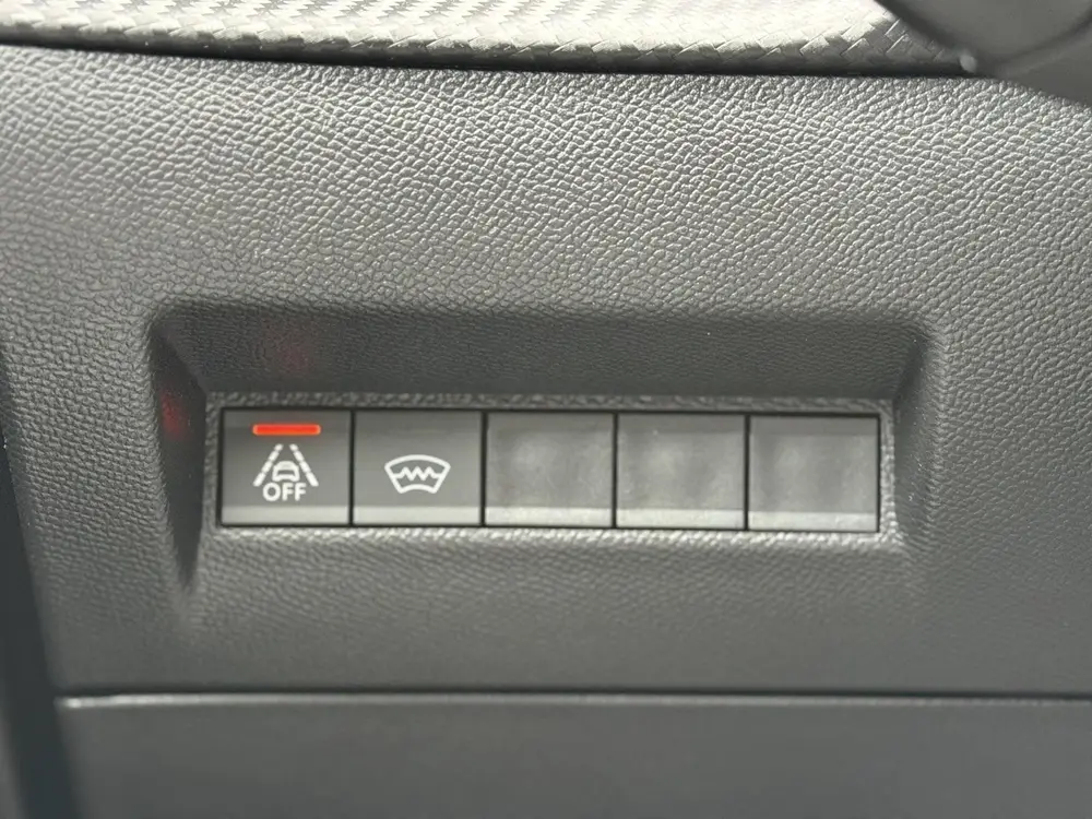 Peugeot 2008 1.2 PureTech GT l Focal HiFi l Blis l Came uit 2021, foto 12