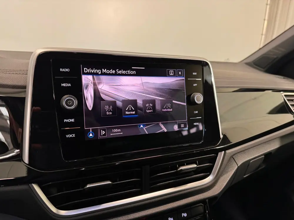 Volkswagen T-Roc 1.0 TSI R-Line / Alcantara / Camera / stoel uit 2023, foto 8