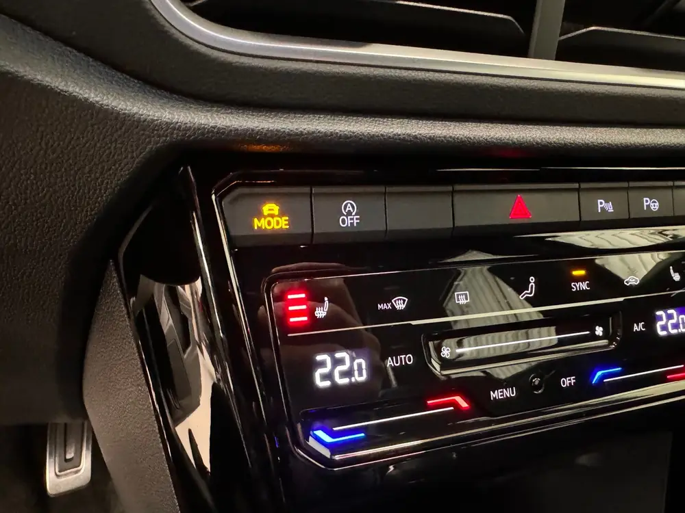 Volkswagen T-Roc 1.0 TSI R-Line / Alcantara / Camera / stoel uit 2023, foto 9