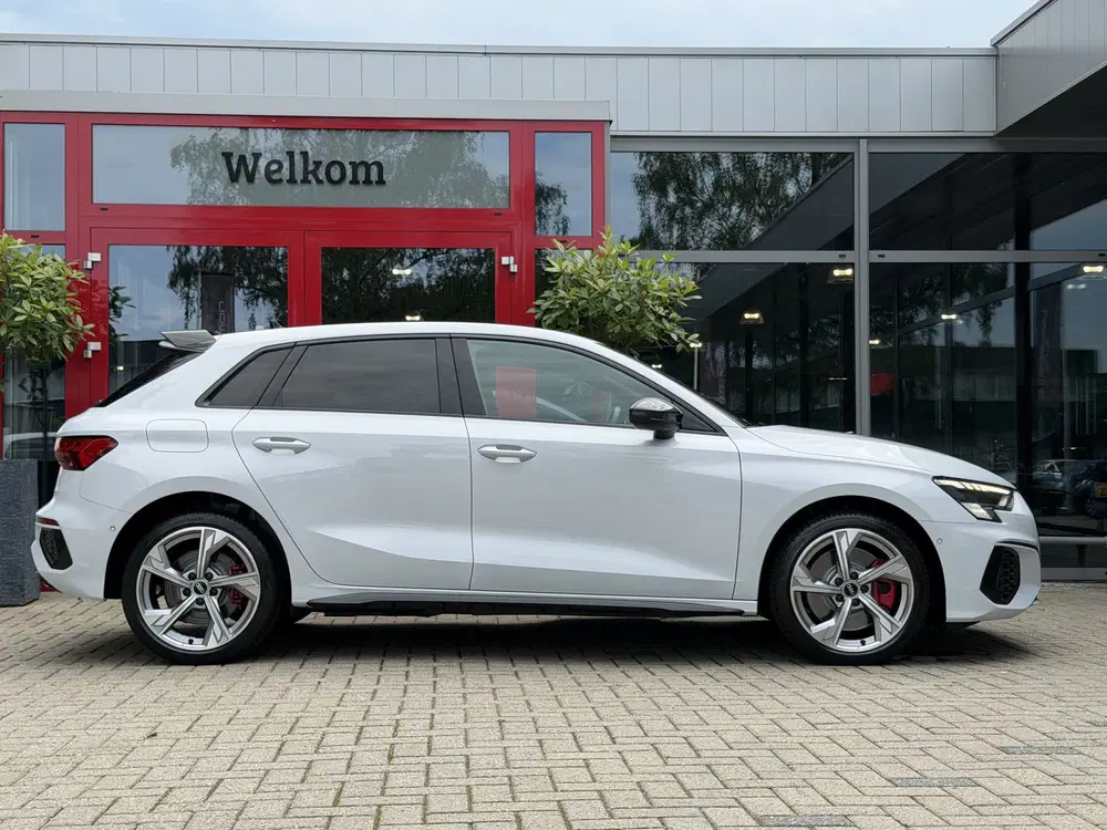 Audi A3 45 TFSI-e COMPETITION * * MATRIX uit 2021, foto 13