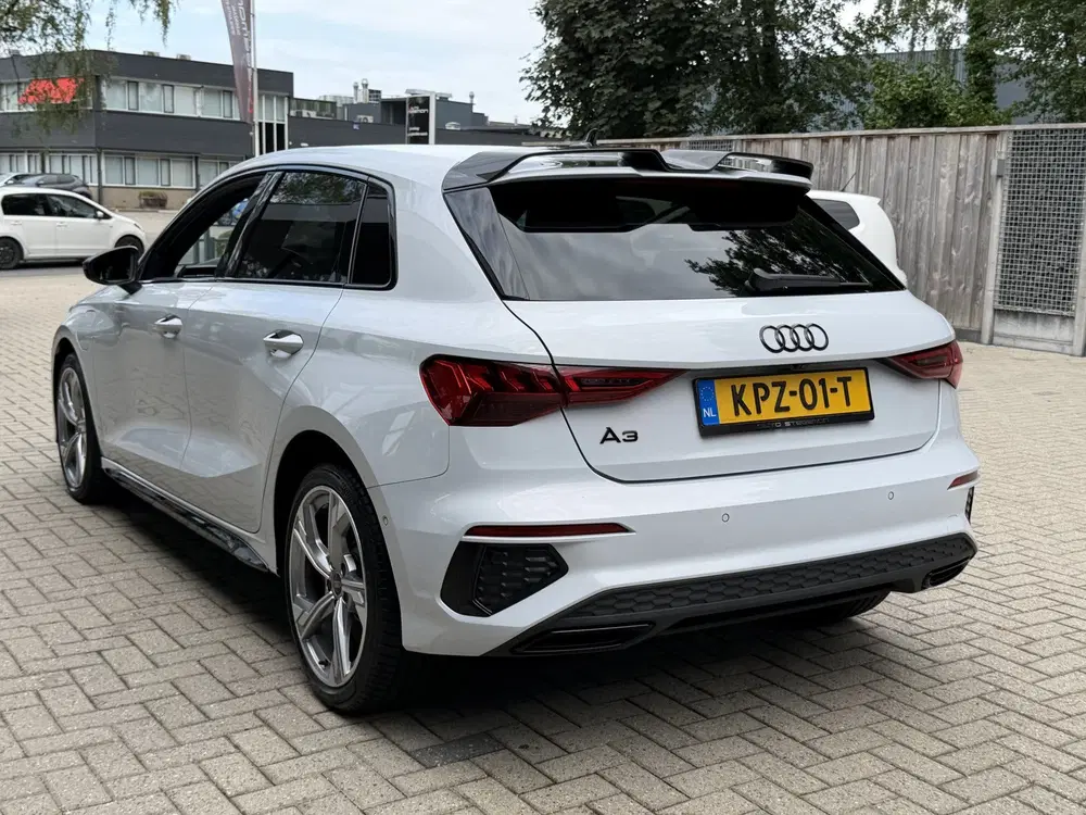 Audi A3 45 TFSI-e COMPETITION * * MATRIX uit 2021, foto 15