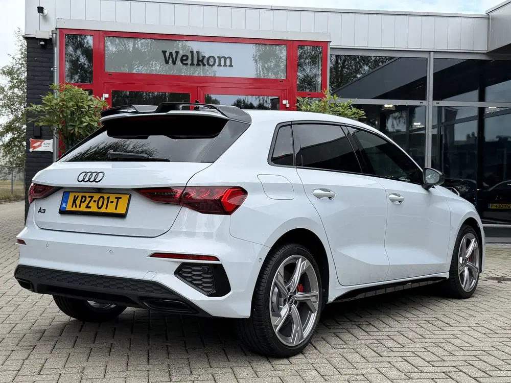 Audi A3 45 TFSI-e COMPETITION * * MATRIX uit 2021, foto 3
