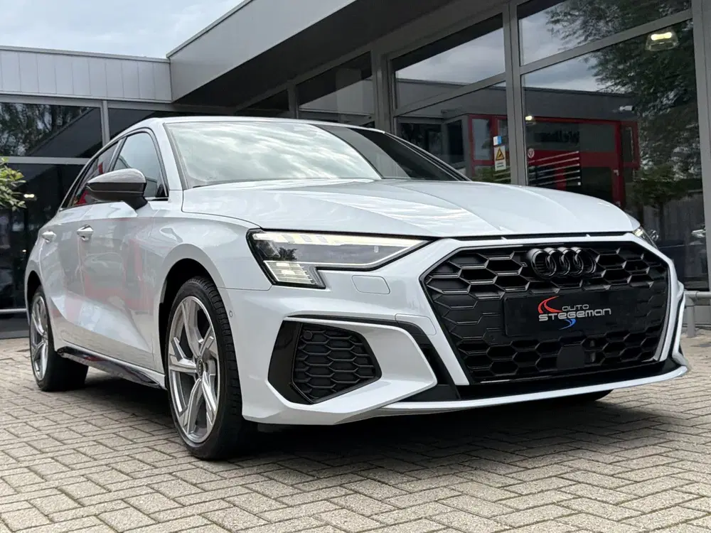 Audi A3 45 TFSI-e COMPETITION * * MATRIX uit 2021, foto 5