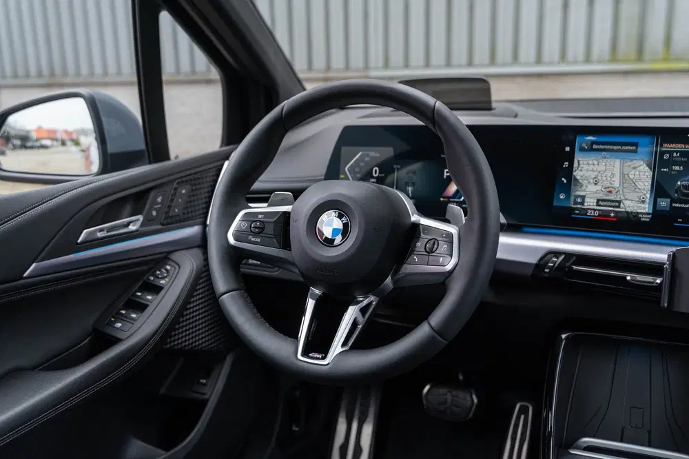BMW 2-serie 218i uit 2022, foto 8