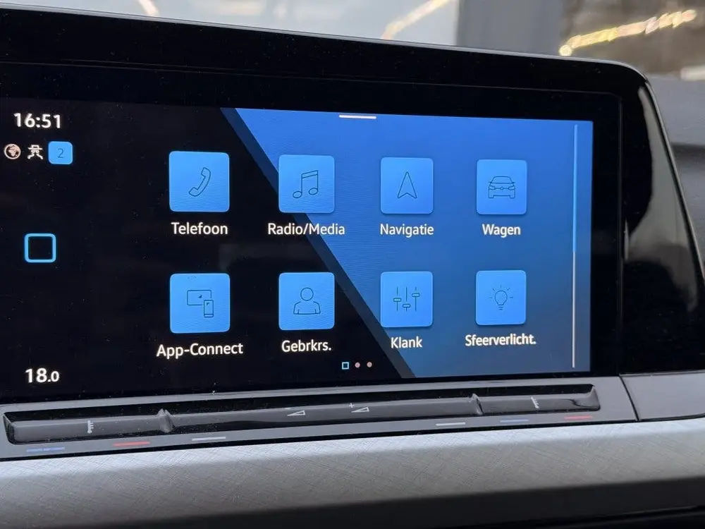 Volkswagen Golf 1.0 TSI Life | Navi | Camera | Adaptive crui uit 2022, foto 17