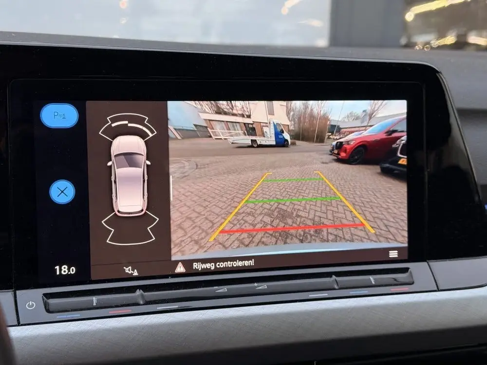 Volkswagen Golf 1.0 TSI Life | Navi | Camera | Adaptive crui uit 2022, foto 18