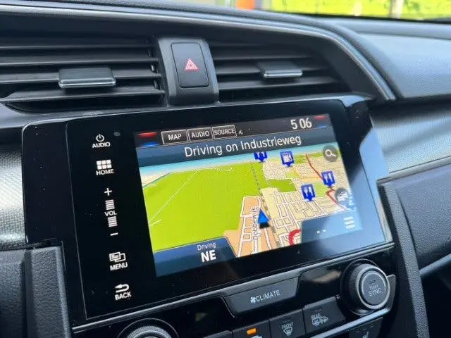 Honda Civic 1.0 i-VTEC Elegance Leer (bj 2019, automaat) uit 2019, foto 12