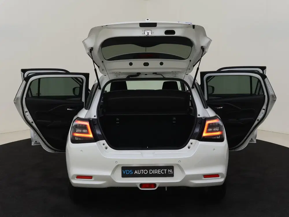 Suzuki Swift 1.2 Style Smart Hybrid Keyless uit 2025, foto 9