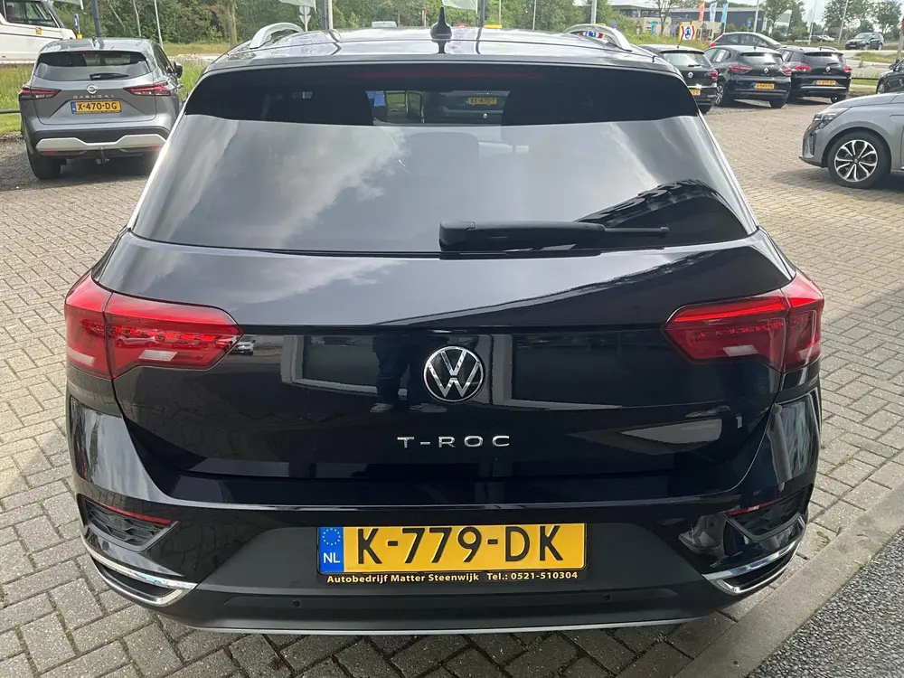 Volkswagen T-Roc 1.5 TSI Style Business uit 2020, foto 4