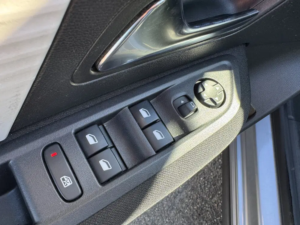 Citroën C4 1.2 130PK Feel Automaat Navi Climate Contr uit 2022, foto 19